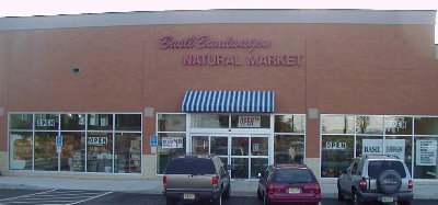 [Flemingon Circle, Basil Bandwagon, Flemington, NJ]